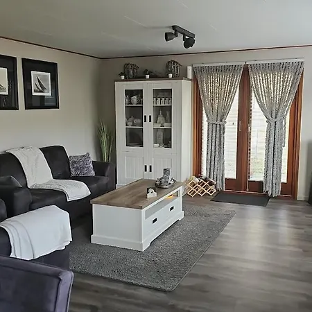 For 4 People On The Veluwe New Dom wakacyjny Putten